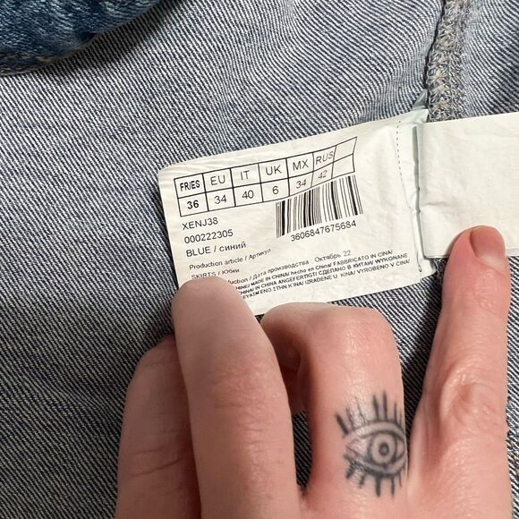 Naf Naf  denim, Skirt, Stone blue I’ll size 36 us size 6 pockets pearl button - Picture 14 of 14